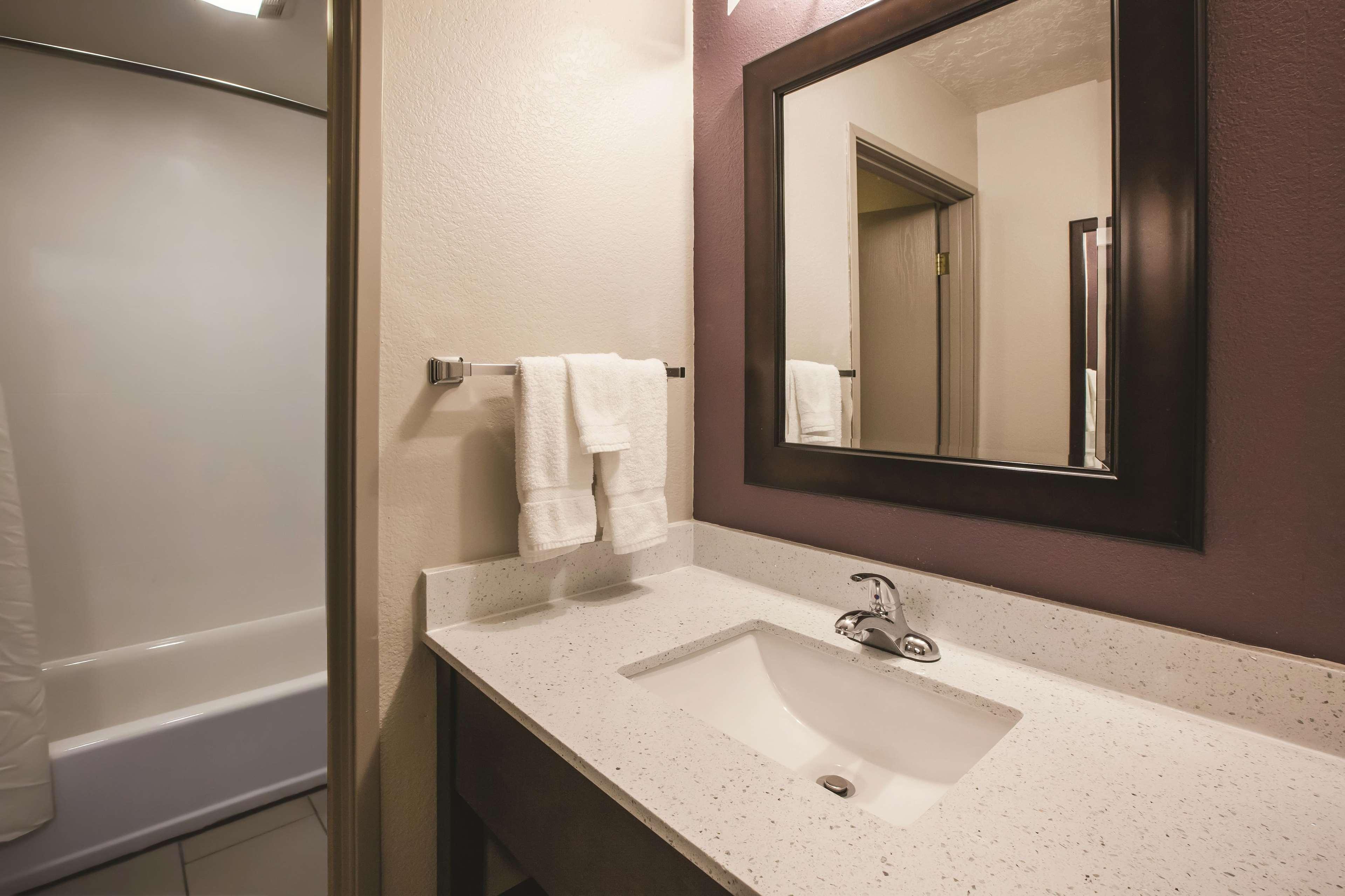 La Quinta By Wyndham North Orem Exterior photo