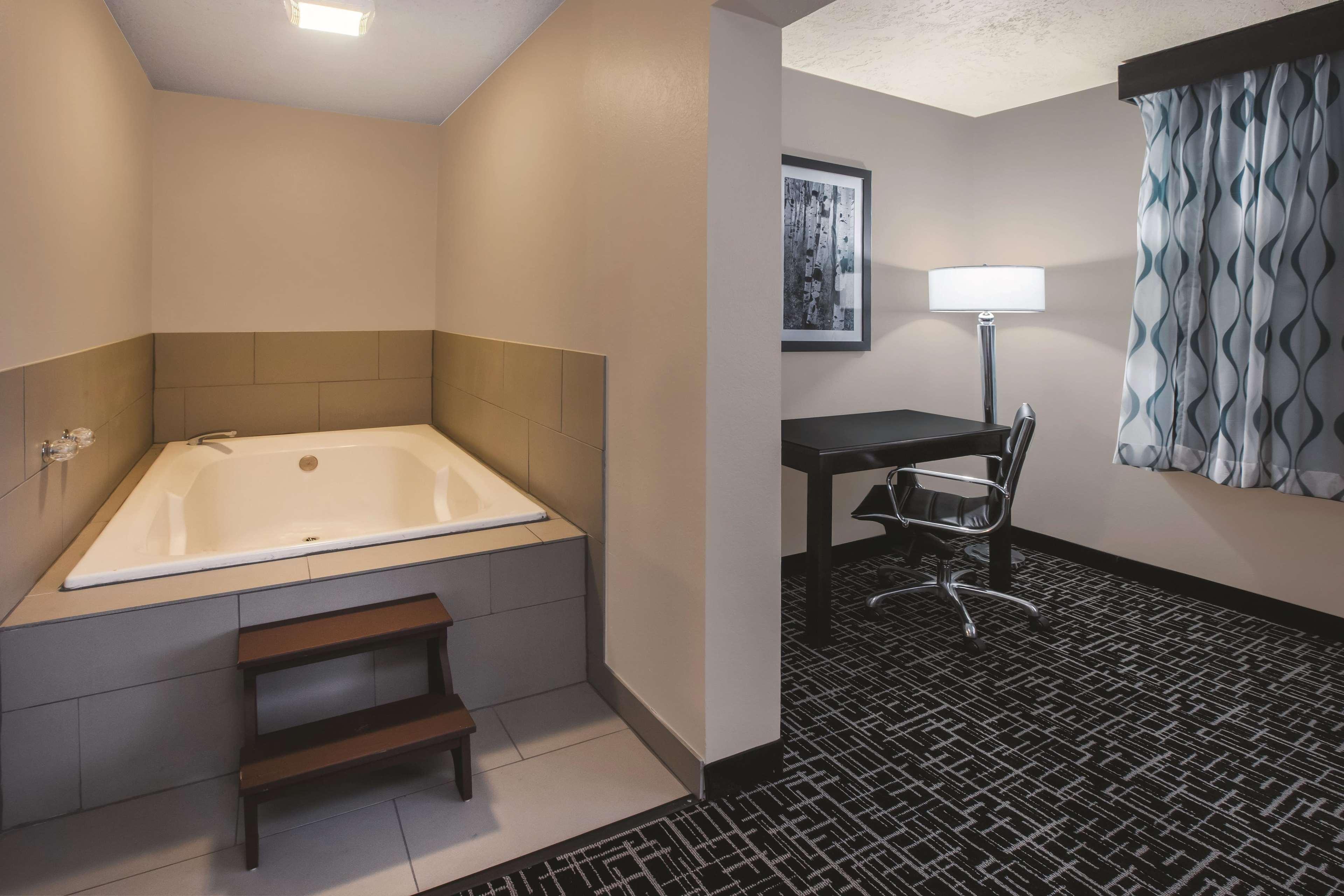 La Quinta By Wyndham North Orem Exterior photo