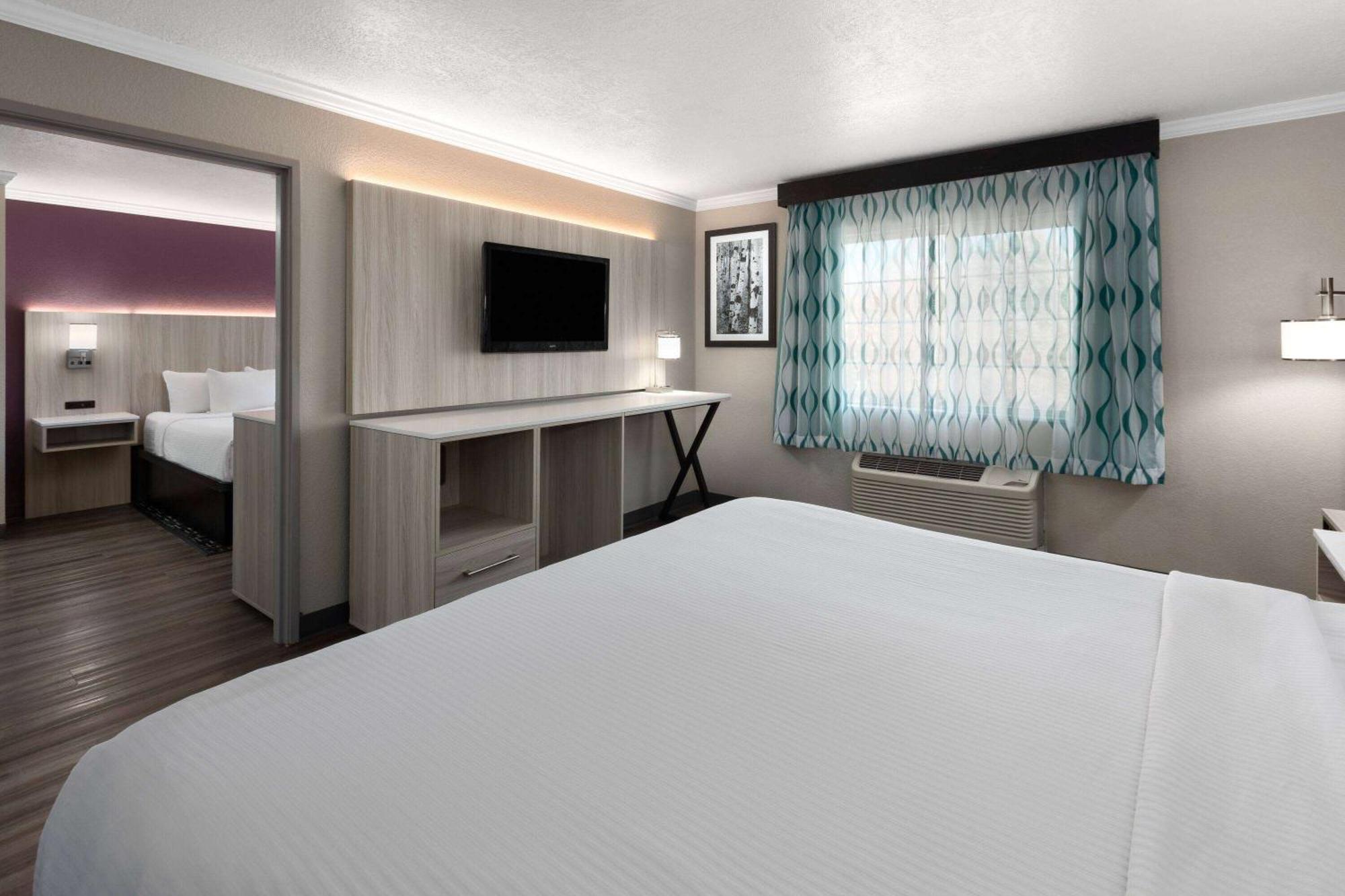 La Quinta By Wyndham North Orem Exterior photo