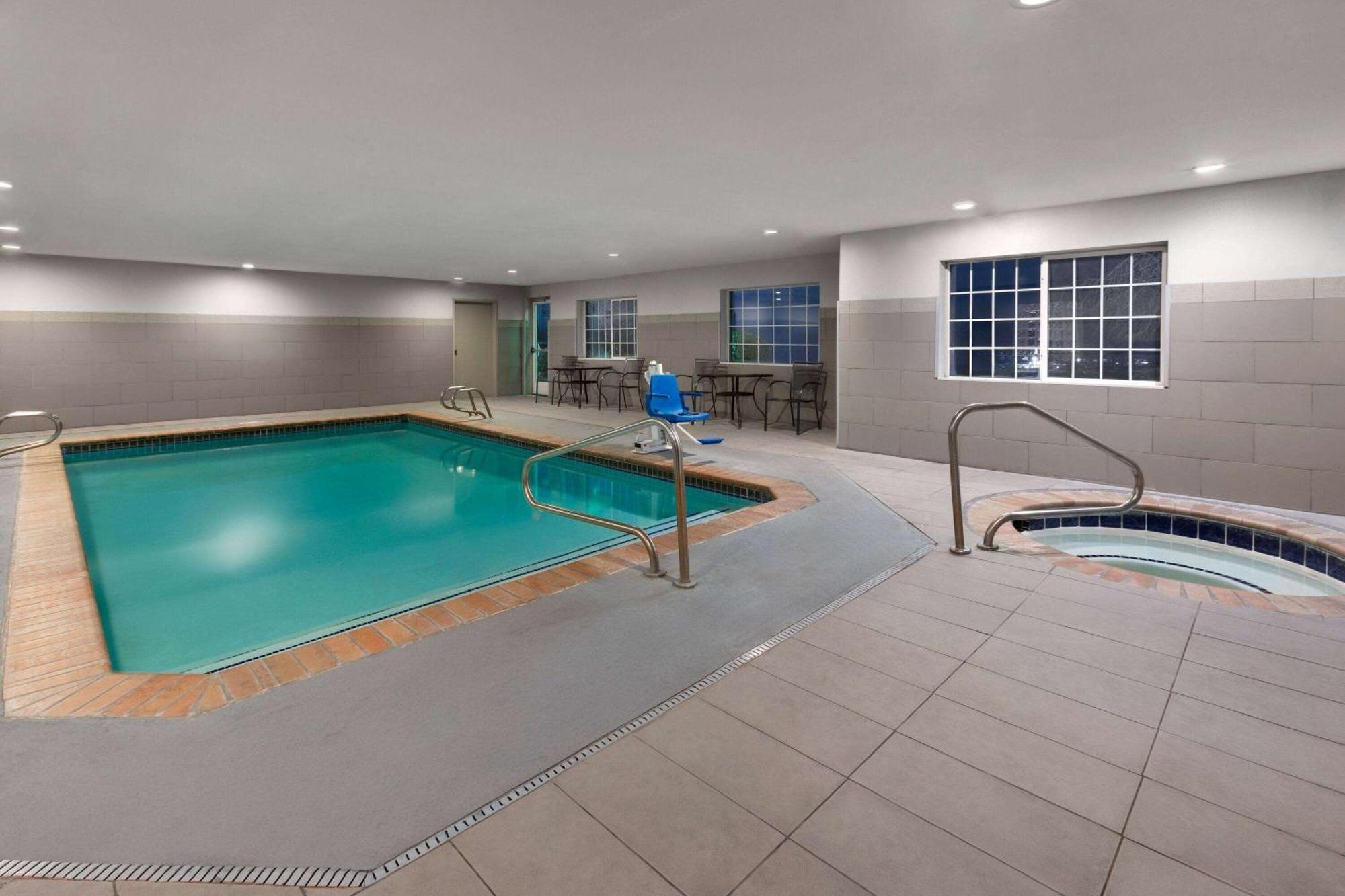La Quinta By Wyndham North Orem Exterior photo